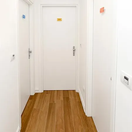 Casa Pantone Гостевой дом 2*