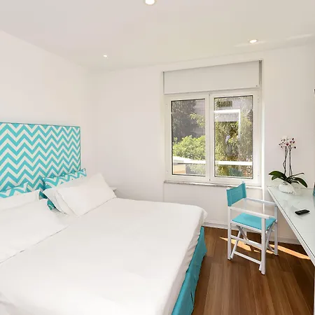 Konukevi Casa Pantone 3*